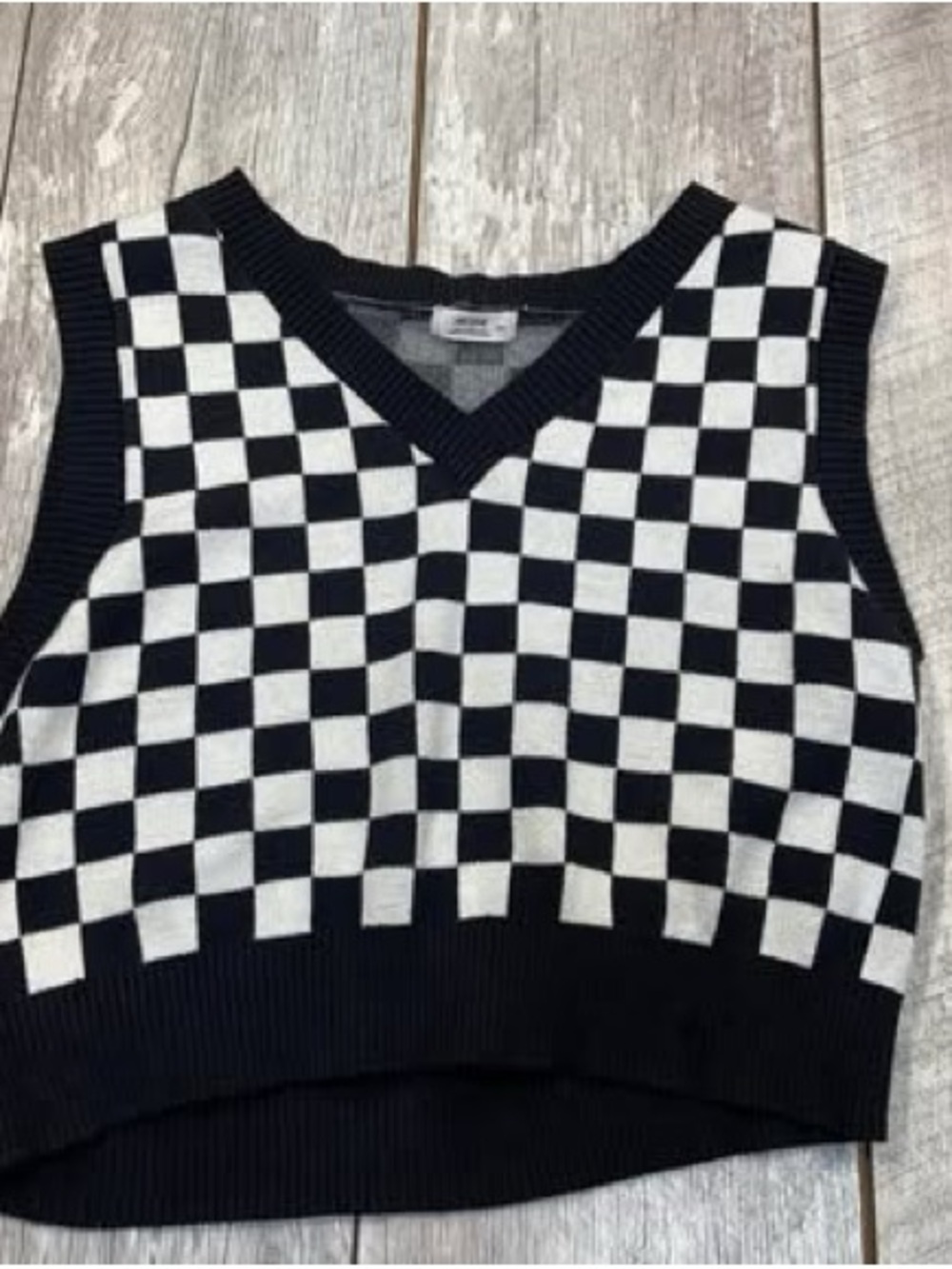 Ardene Black & White Checkered V‑Neck crop Sweater Vest size small stretch- med